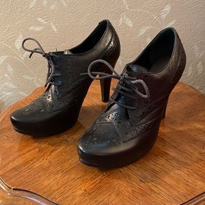 Gianni Bini Heeled Oxfords